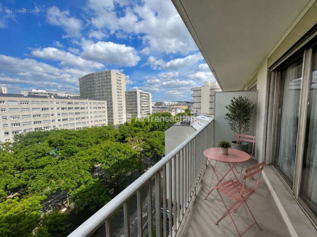 Appartement à PARIS-11E