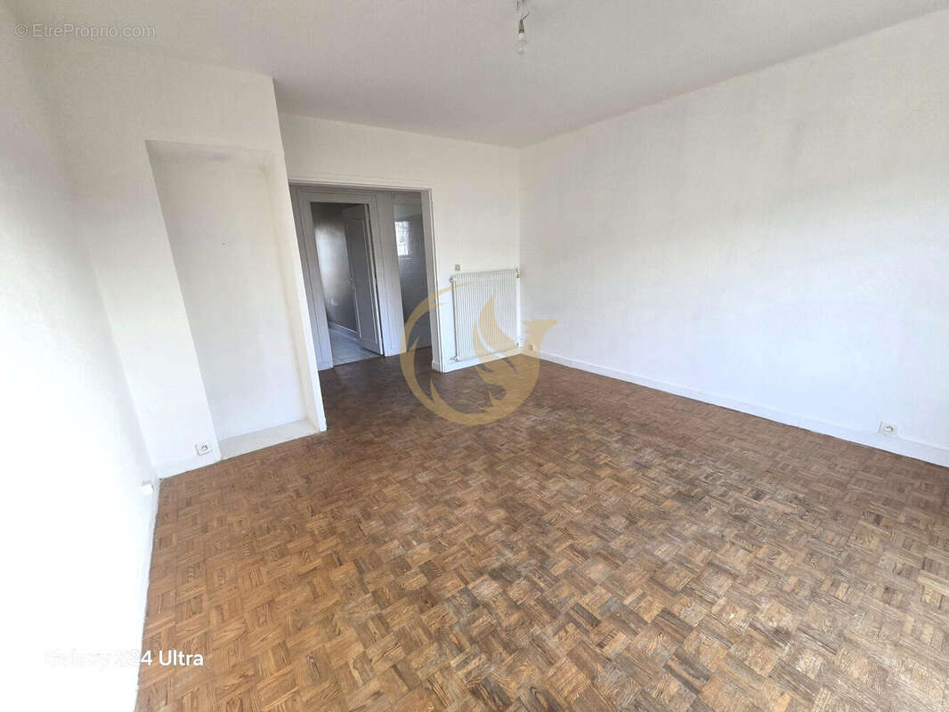 Appartement à BILLERE