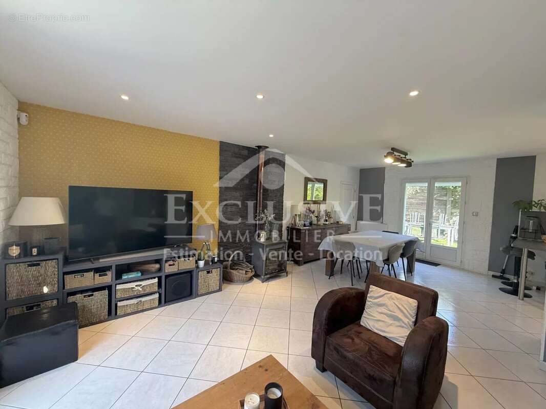 Maison à VILLERVILLE