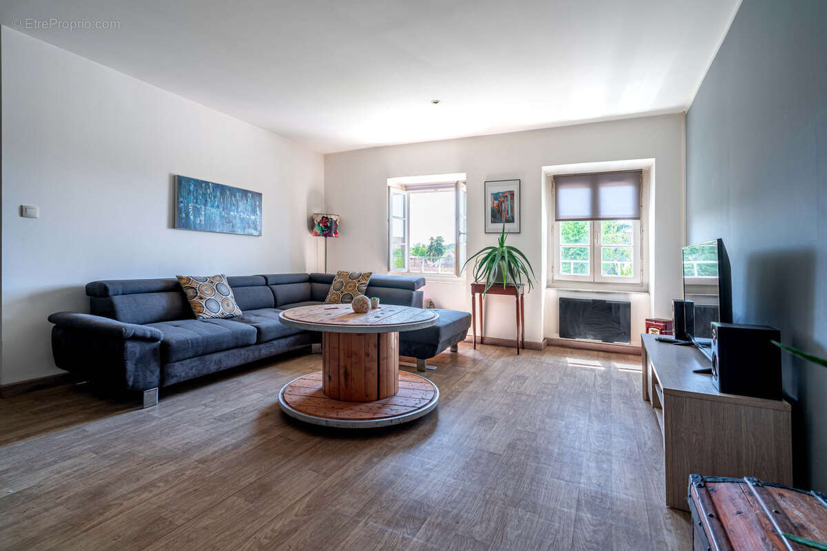 Maison 7 pièces 173 m2 - photo 2