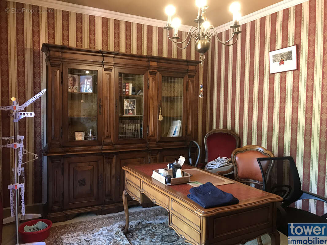 Maison à LAROQUE-TIMBAUT