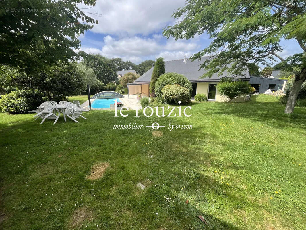 Maison 140 m² à Saint-Ave  - photo 2