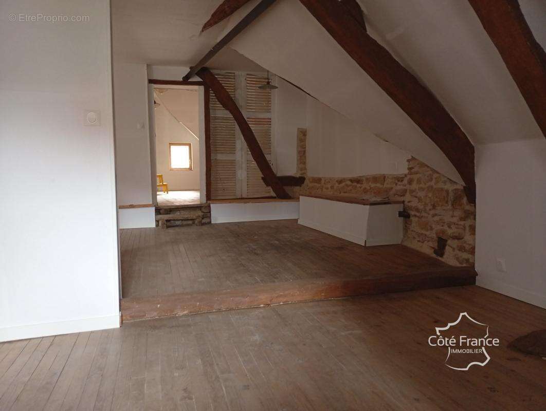 Maison à MIERS