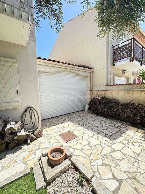 Valras-Plage – Superbe maison T6 de 190 m² avec piscine chauffée et garage sur terrain de 278 m2 - photo 23