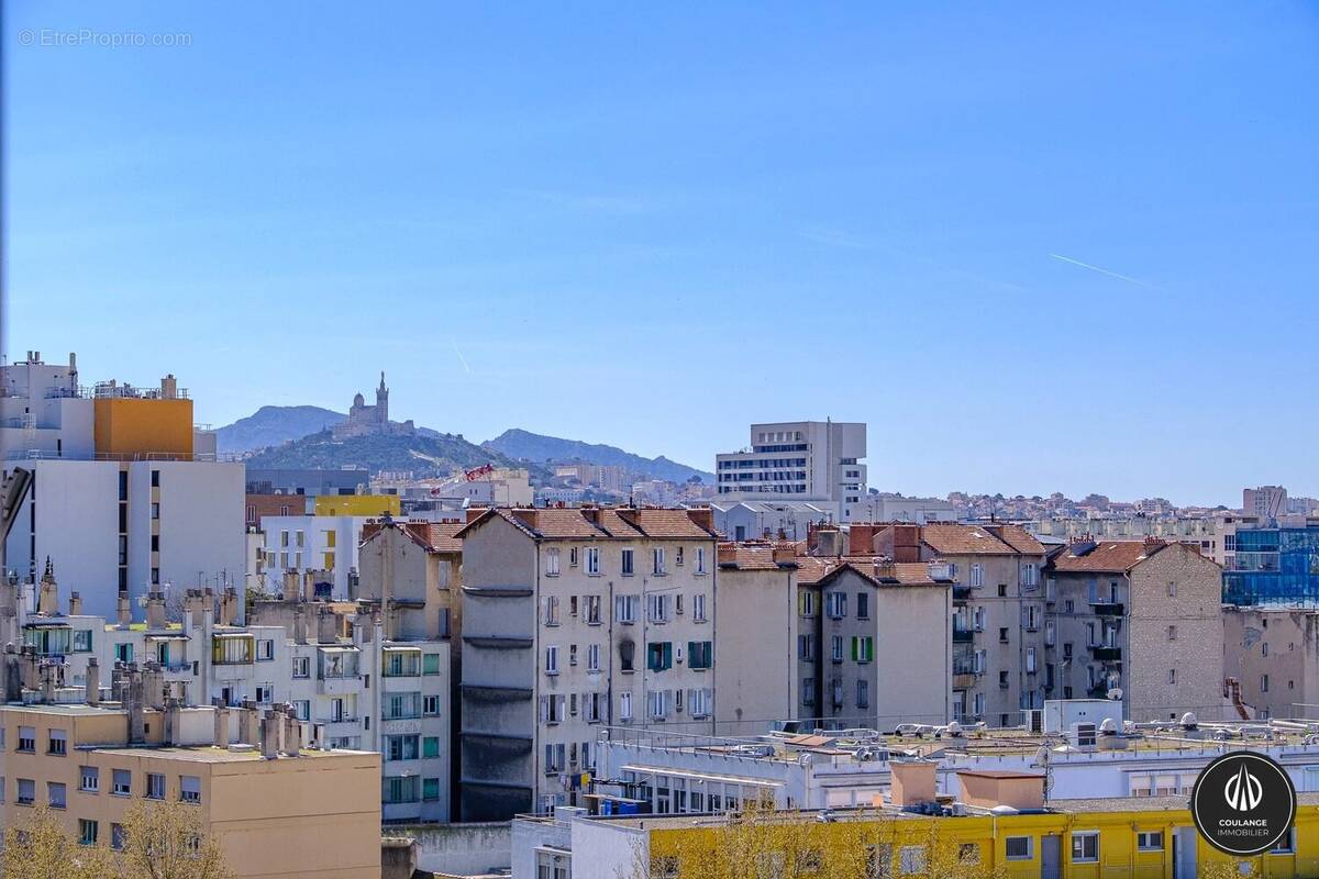 Appartement à MARSEILLE-3E
