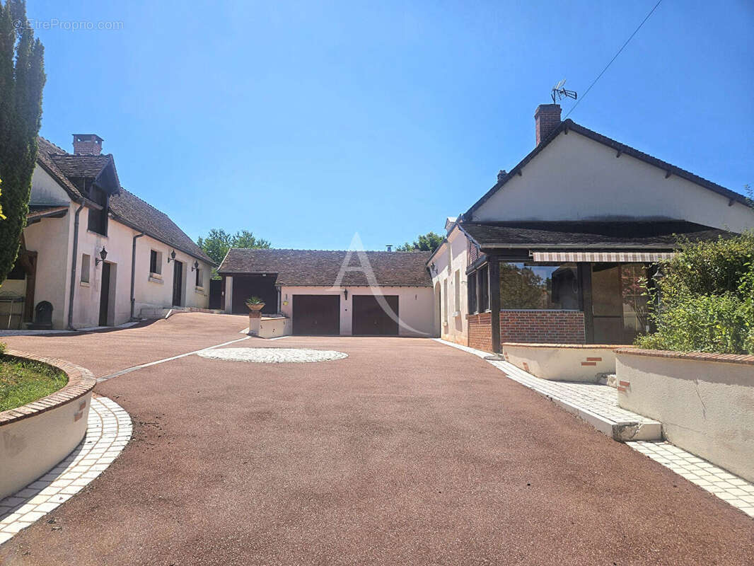 Maison à MONTHOU-SUR-CHER