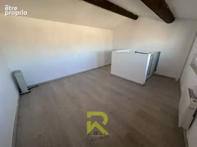 Appartement dans immeuble - photo 8