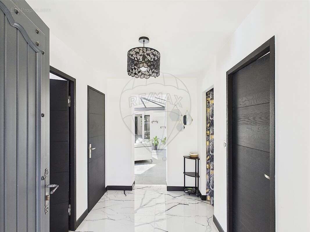 Maison à LES MATHES