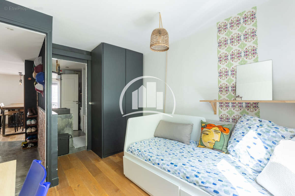 Appartement à PARIS-11E