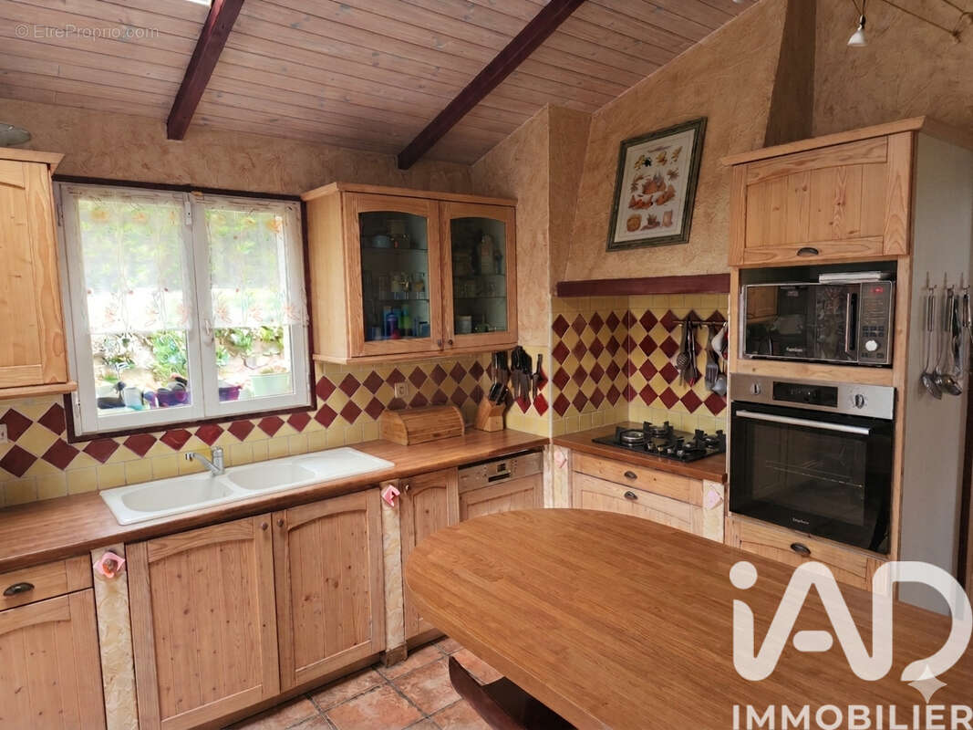 Maison 113 m² à Magny-En-Vexin  - photo 5