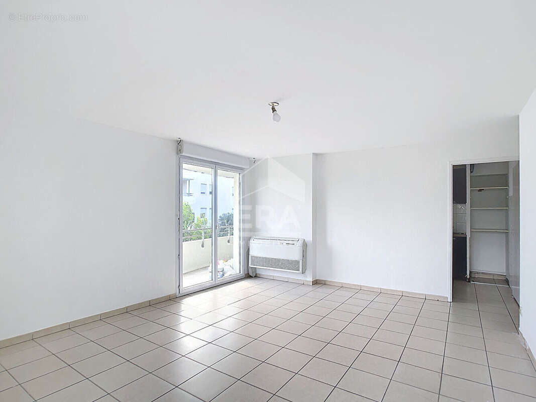 Appartement à MARSEILLE-14E