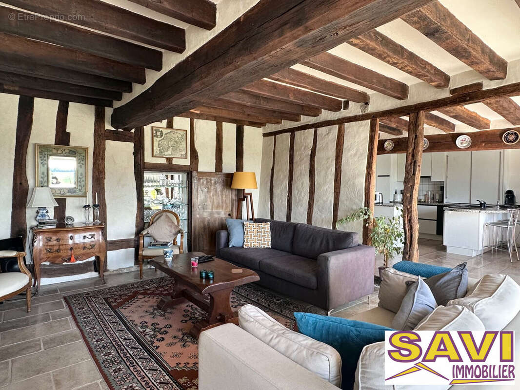 Maison à LA SELLE-SUR-LE-BIED