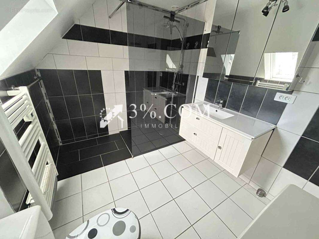 Maison à LA TURBALLE