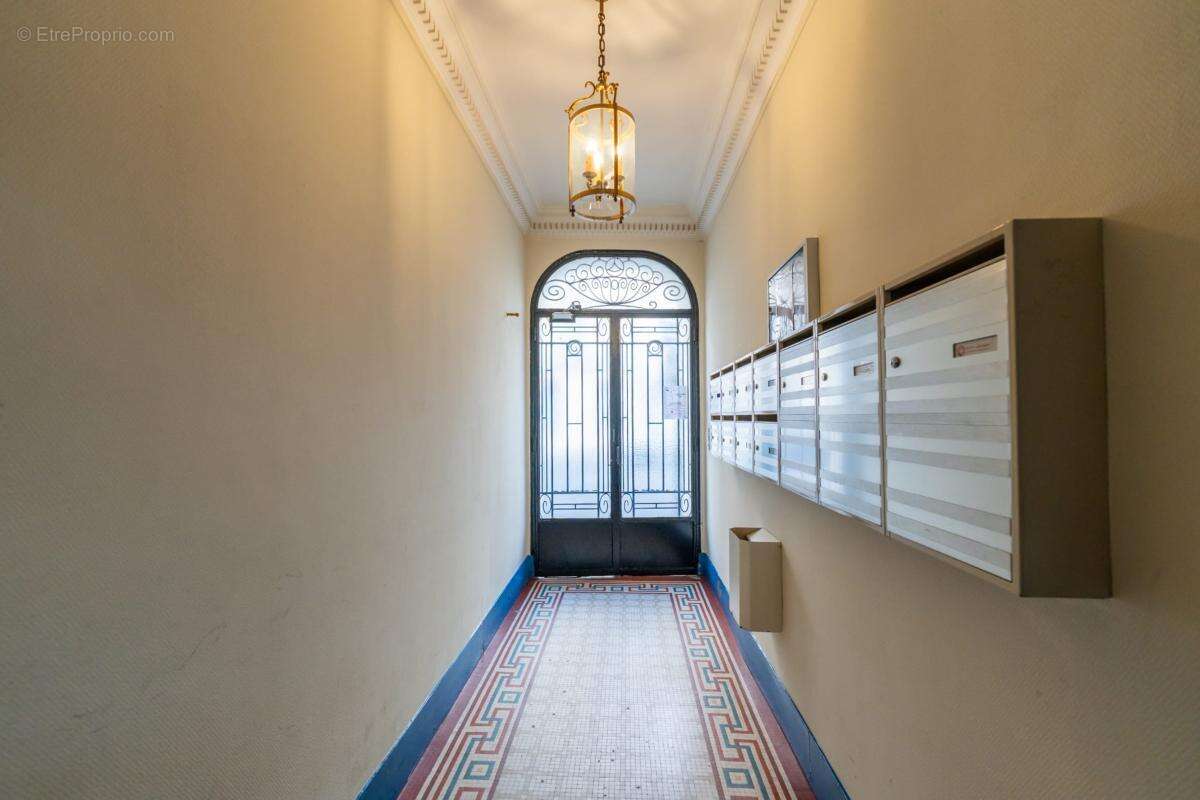 Appartement à ASNIERES-SUR-SEINE