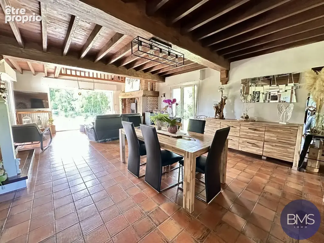 Maison 5 pièces 180 m² à vendre à Roost-Warendin (59286) - photo 4