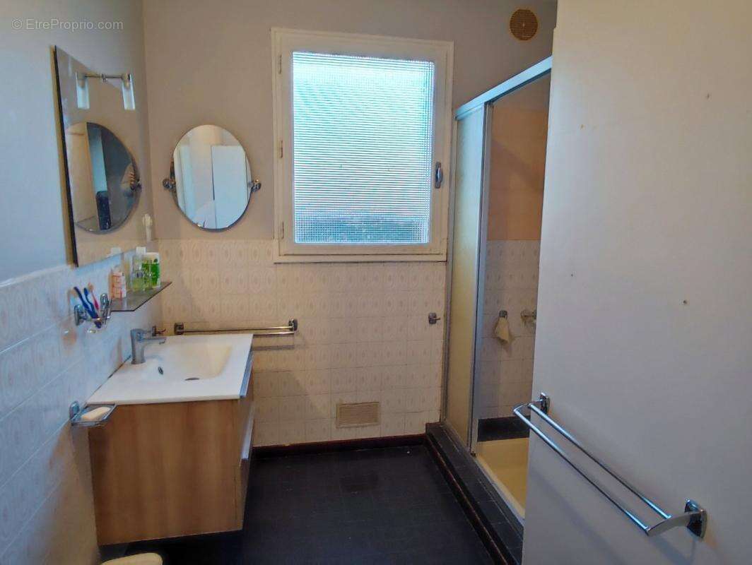 Maison à SAINT-AMADOU