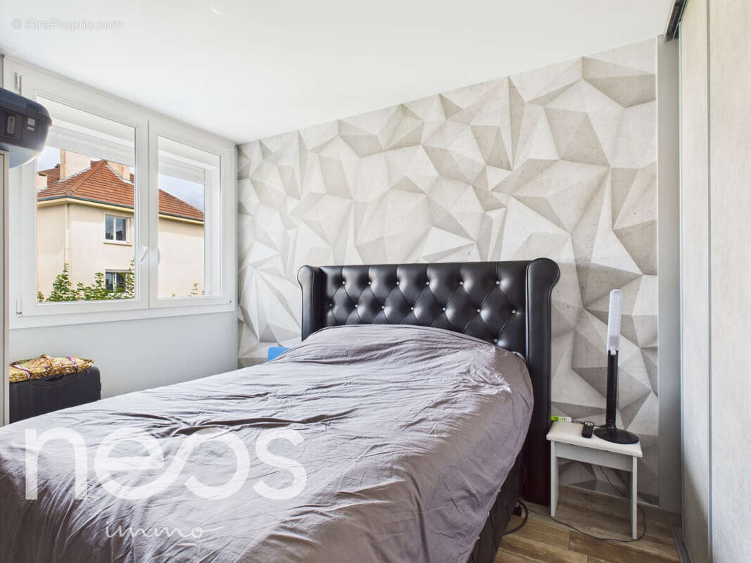 Appartement à CHENOVE