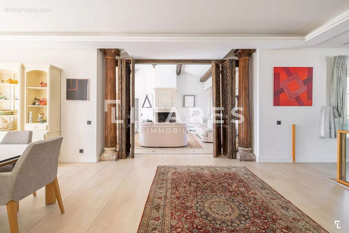 Maison à SAINT-CYR-SUR-MER