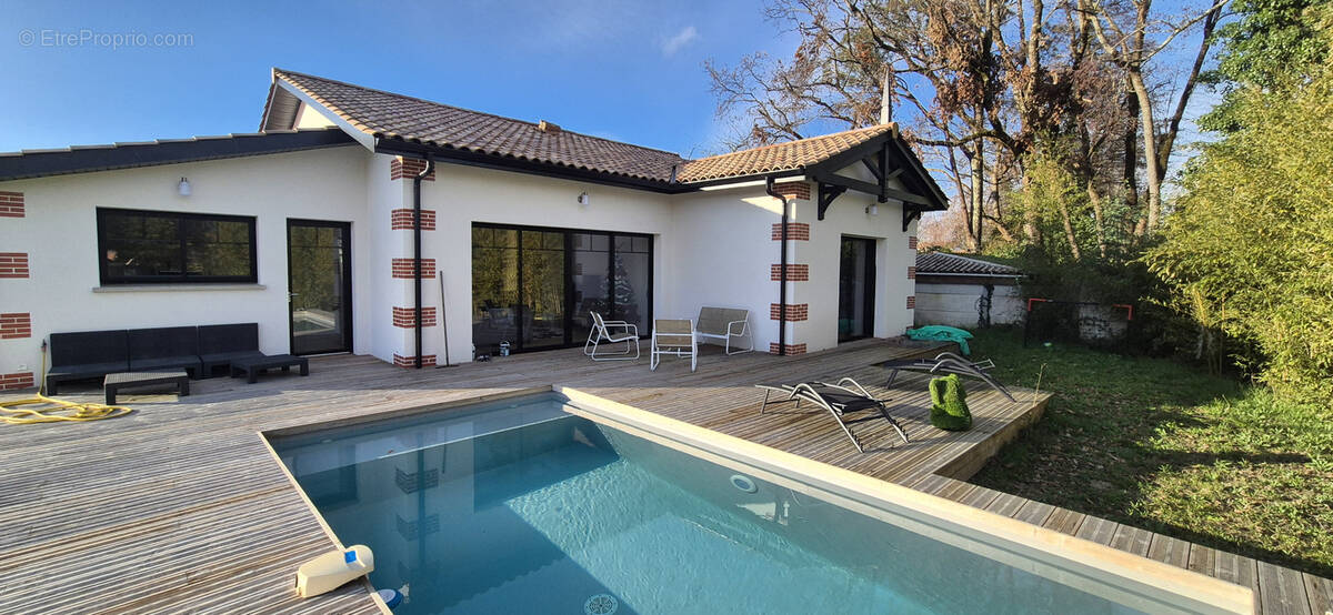 Maison à GUJAN-MESTRAS