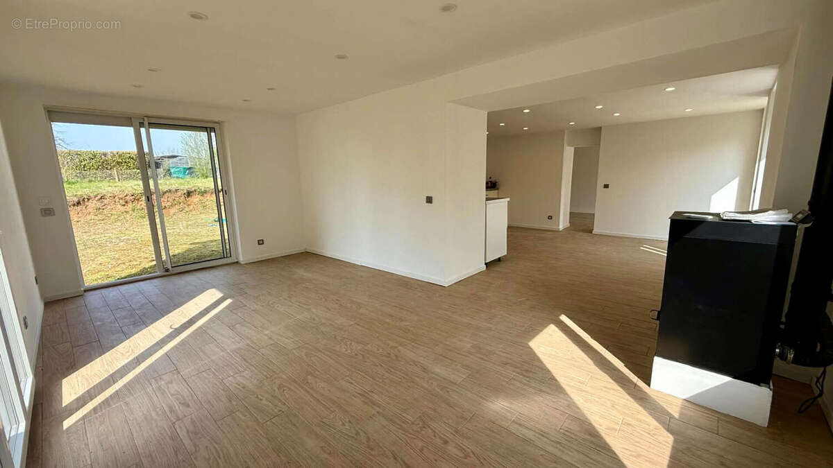 Maison familiale ? 146.28 m² ? Lombron - photo 4