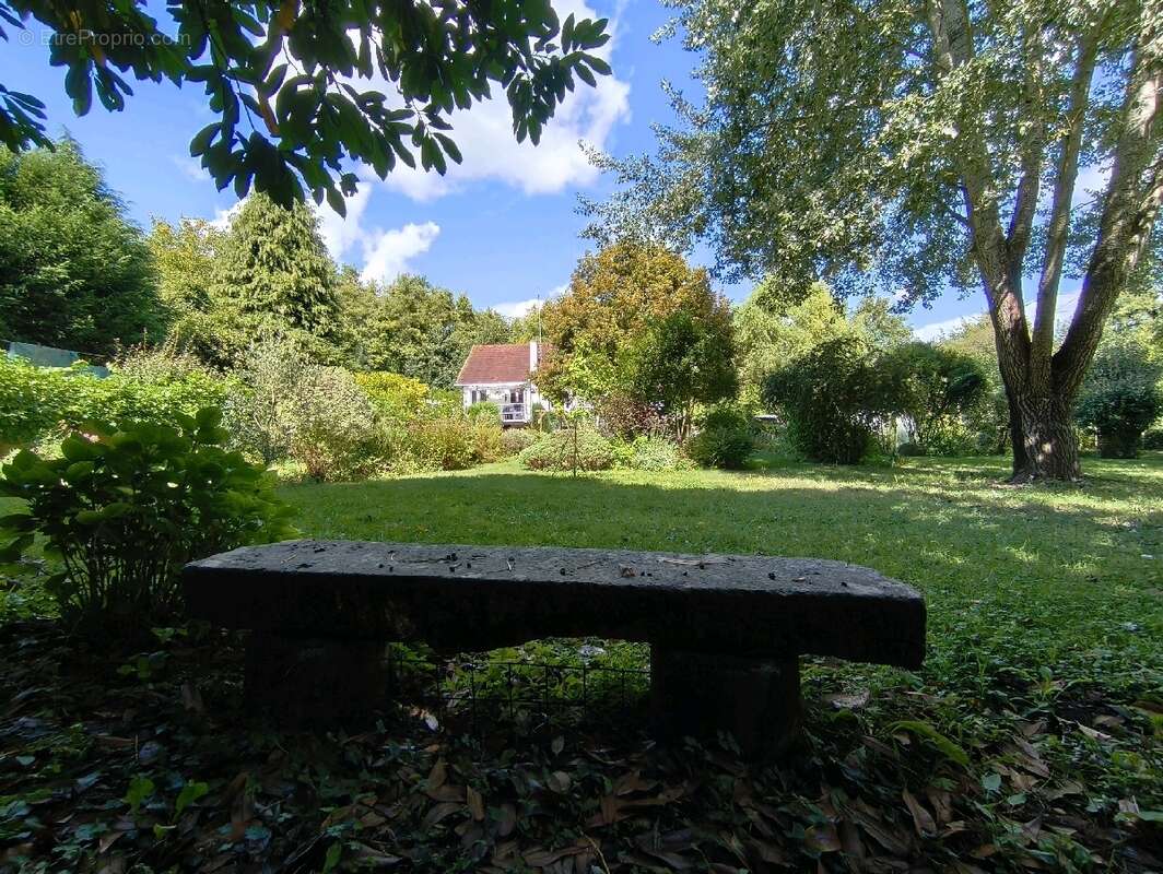 Maison à VALMONDOIS