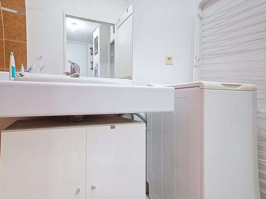 Appartement à MEYZIEU