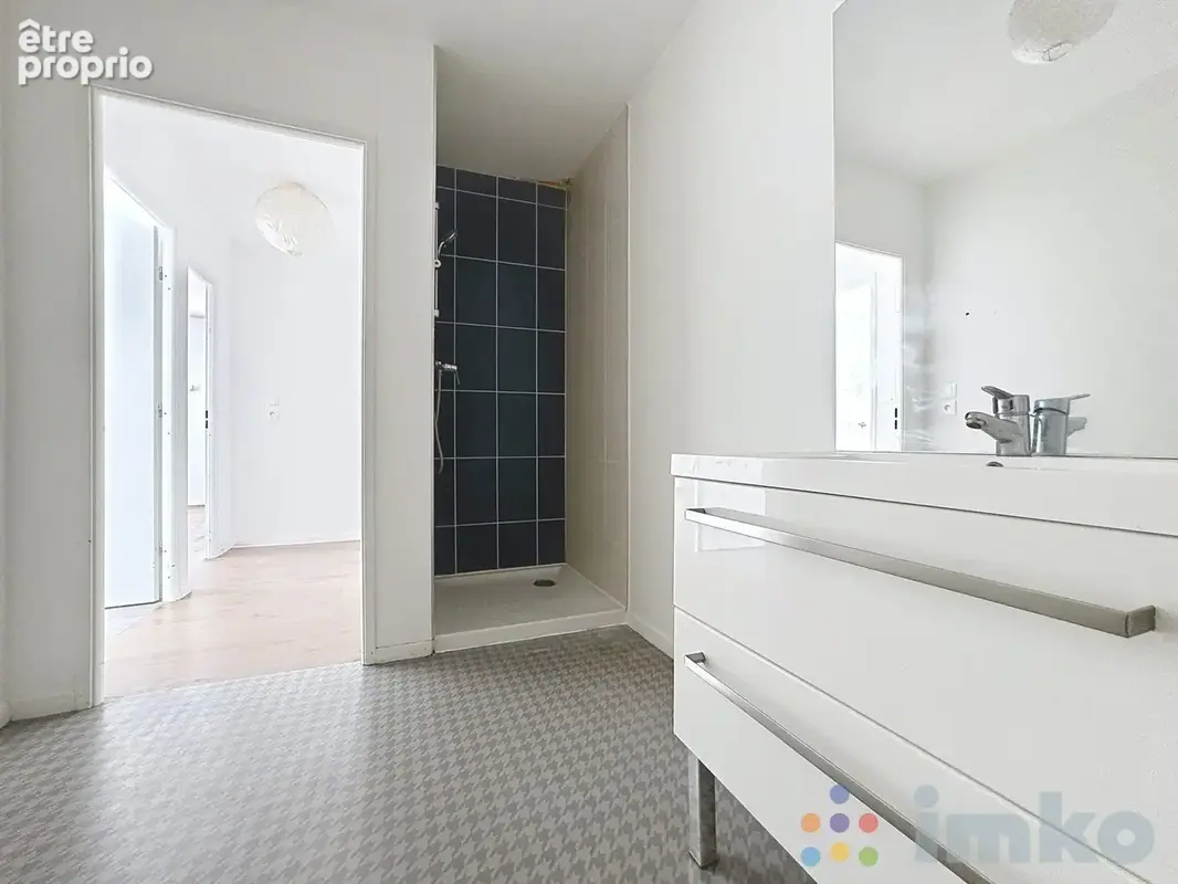 Appartement 2 pièces 43 m² à vendre à Lille (59000) - photo 4