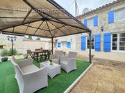 Maison à PISANY