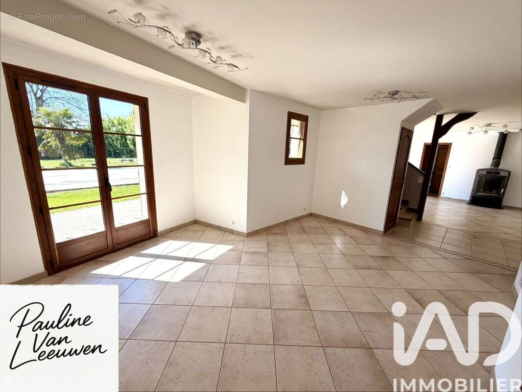 Photo 7 - Maison à FOUCHERES