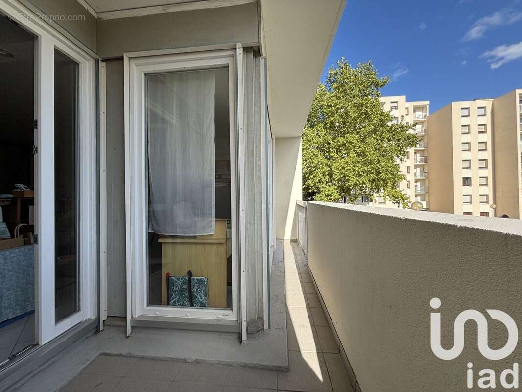 Photo 6 - Appartement à CERGY