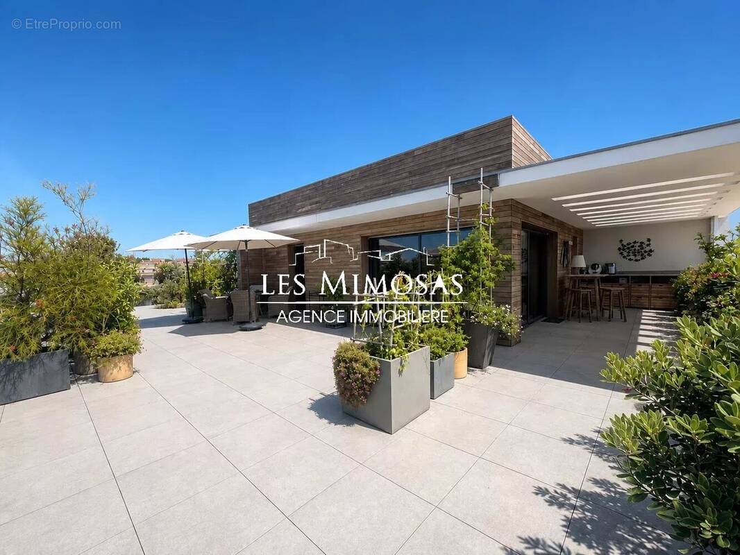 Appartement à FREJUS