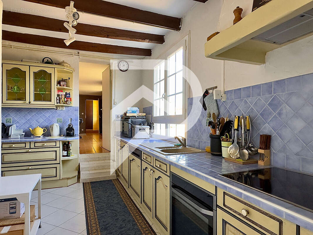 Maison à SAINT-FRONT-DE-PRADOUX