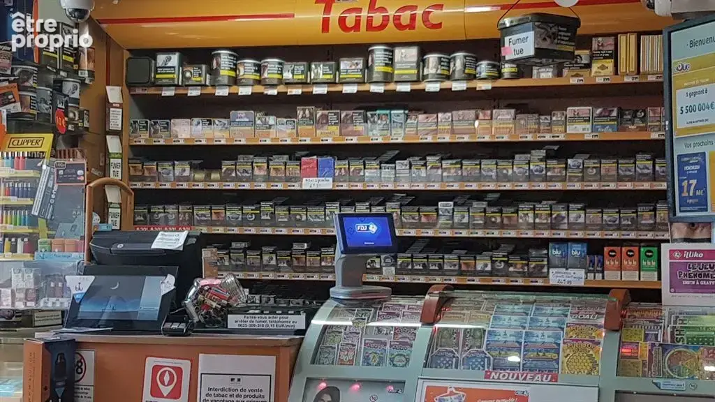 Commerce à THOUROTTE