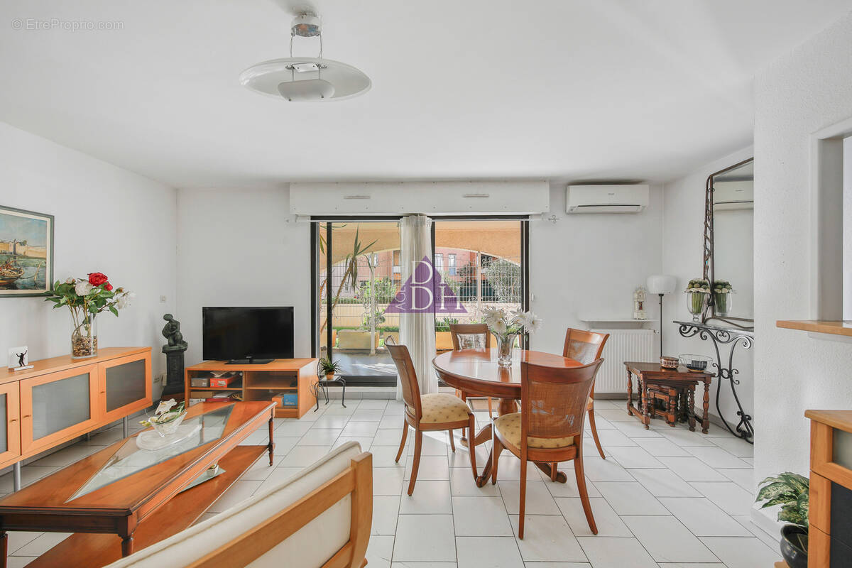 Appartement à HYERES
