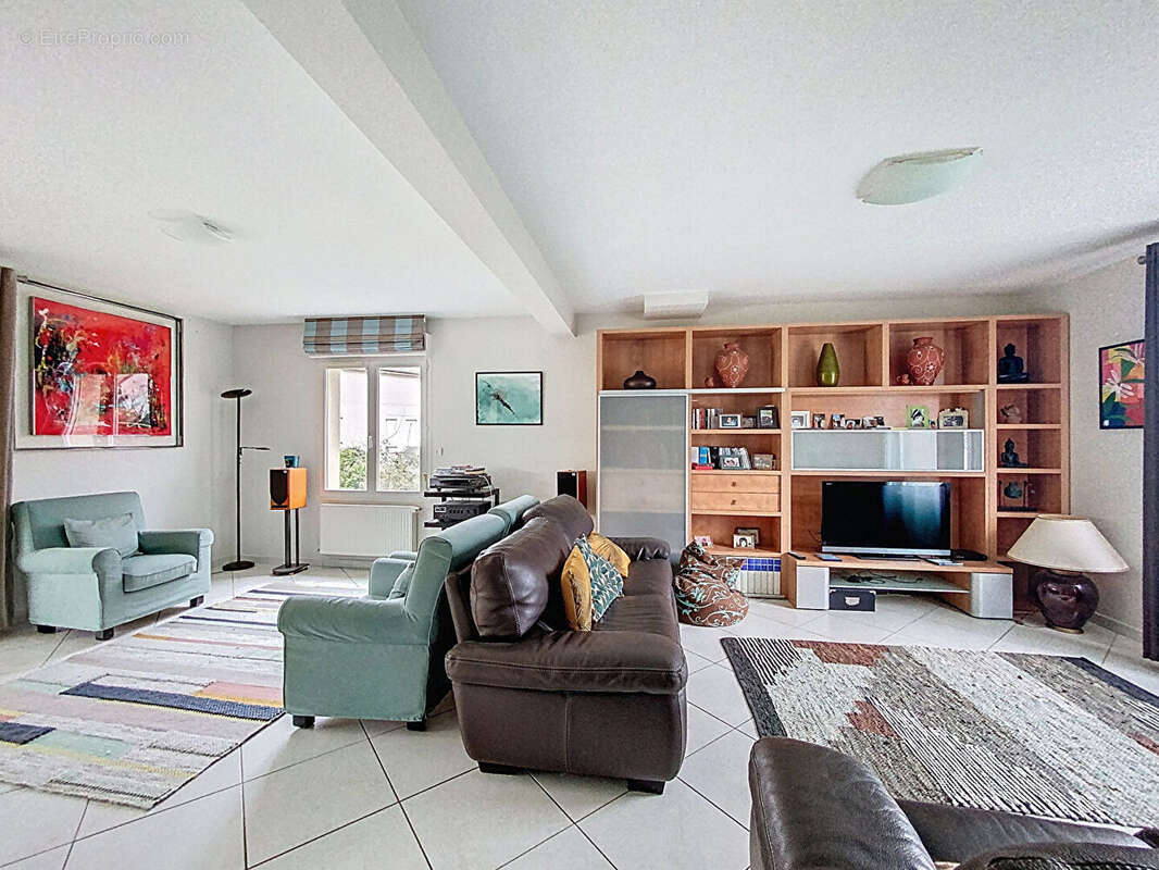 Maison à JOUE-LES-TOURS