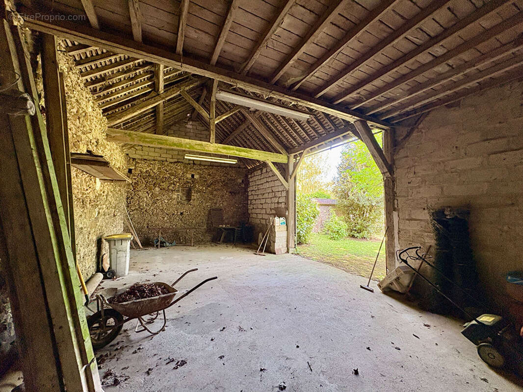 A Vendre sur Vallery 89. Maison ancienne de caractère - photo 11