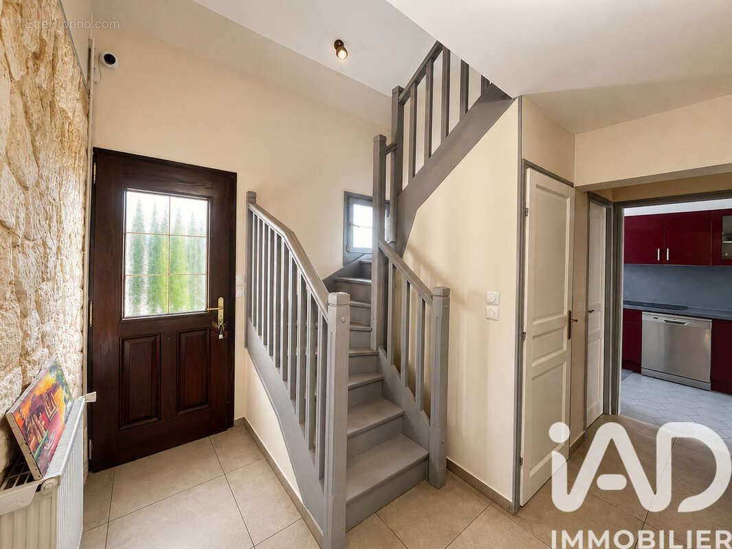 Photo 2 - Maison à LIVRY-GARGAN