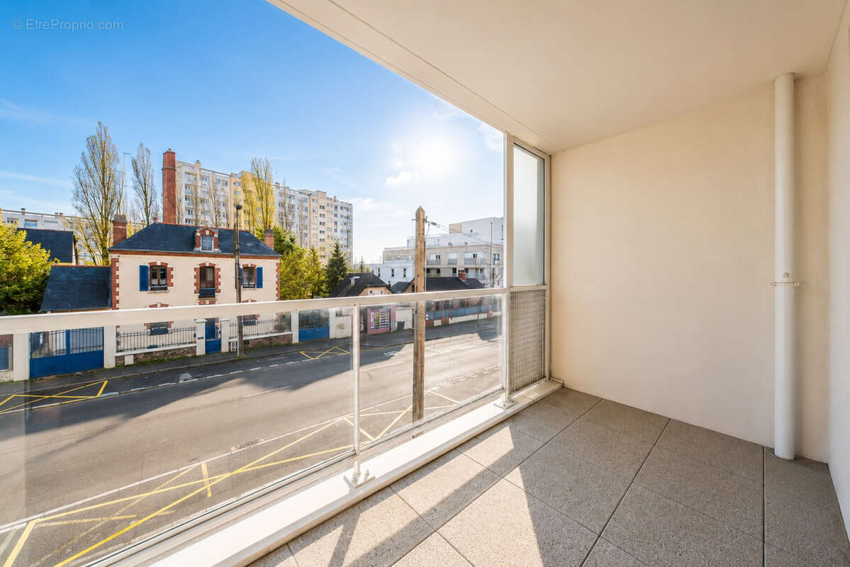 Appartement T3 - Saint Jacques De La Lande - photo 2