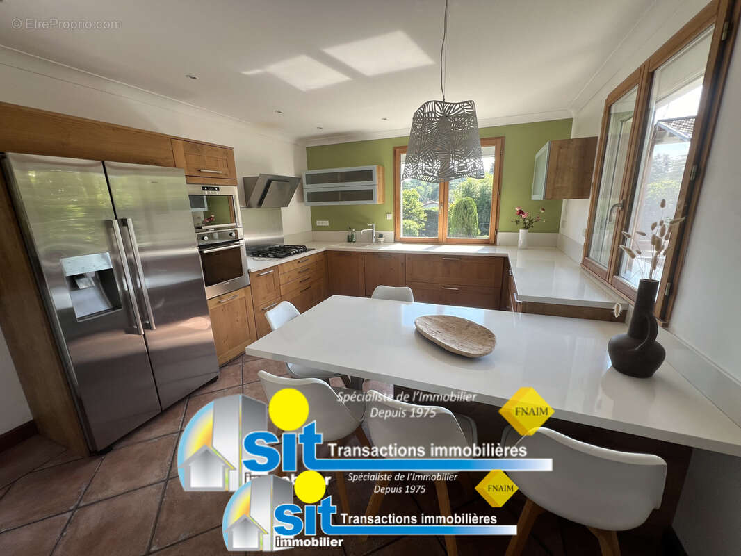 Grande propriété - 270m2 habitables - photo 8