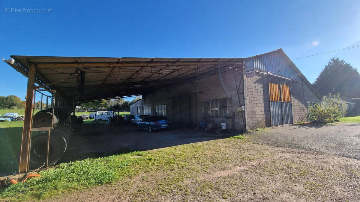 20241115_143335 - Commerce à AUGIGNAC