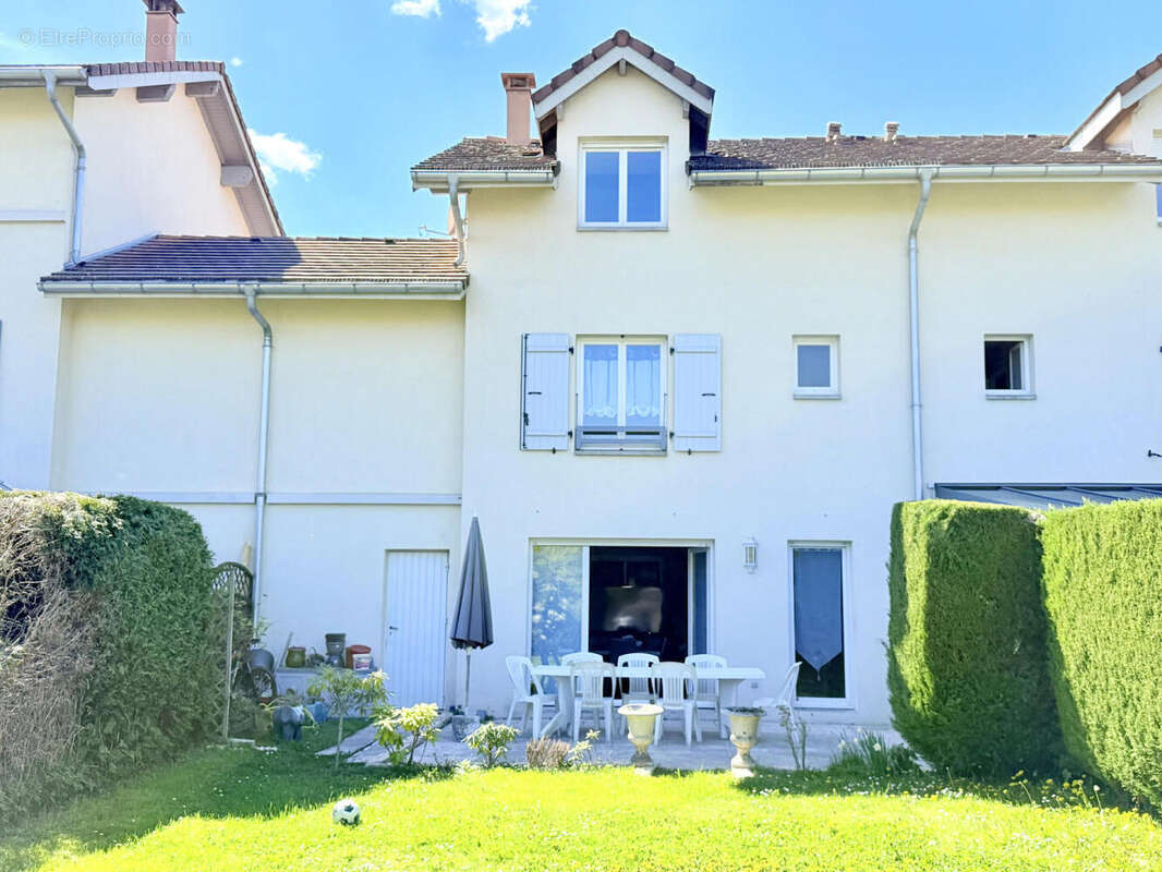 maison (2) - Maison à VALLEIRY