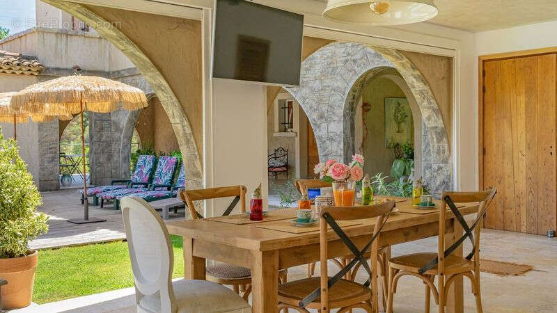 Appartement à LA GAUDE