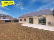 Maison à SAINT-HILAIRE-DU-HARCOUET