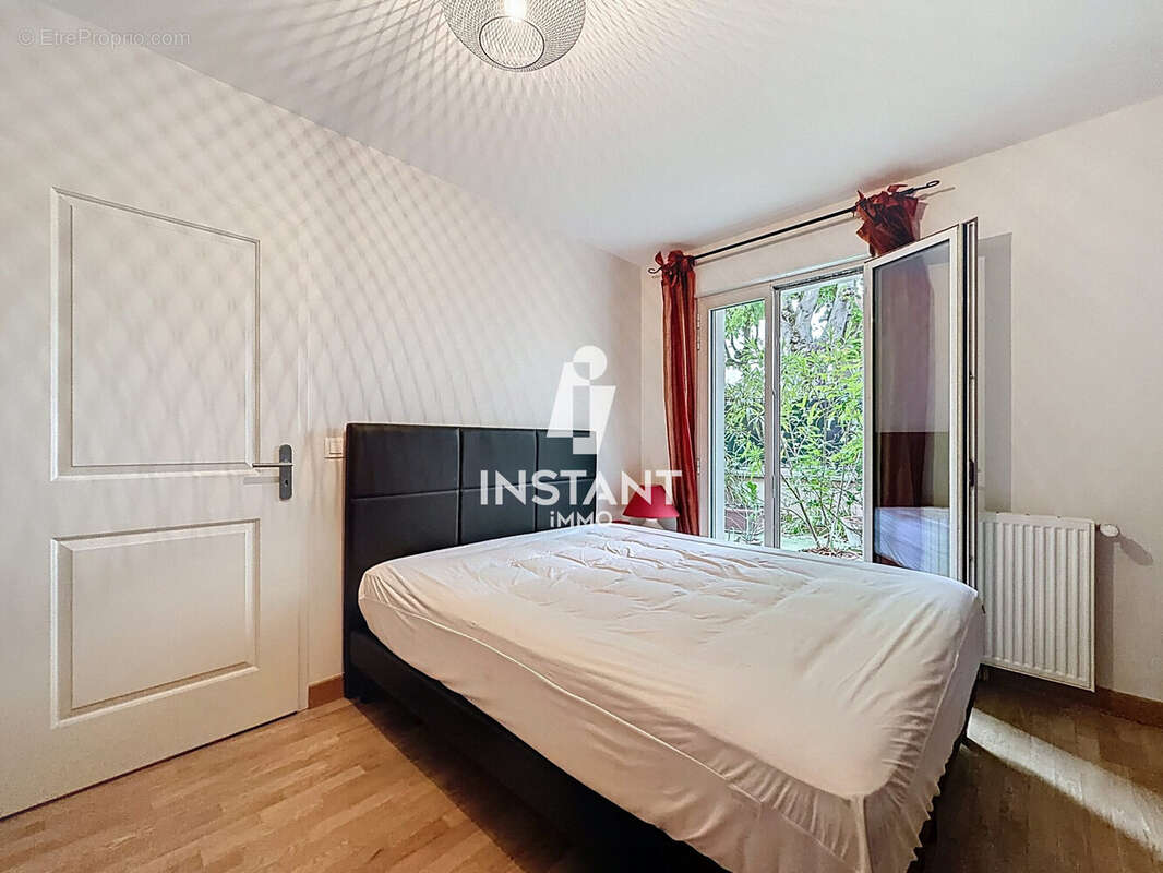 Appartement à MAISONS-ALFORT