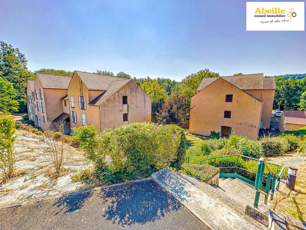 Appartement à SAINT-CHERON