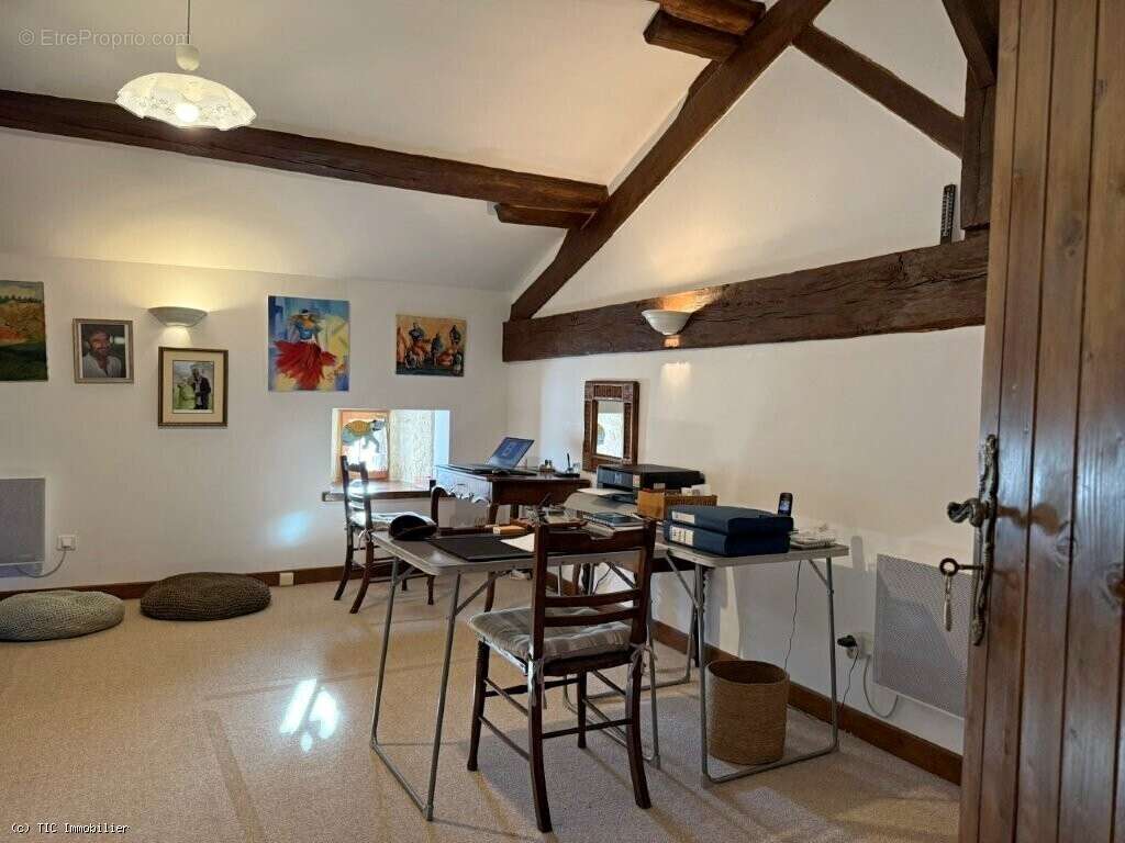 Maison à SAUZE-VAUSSAIS