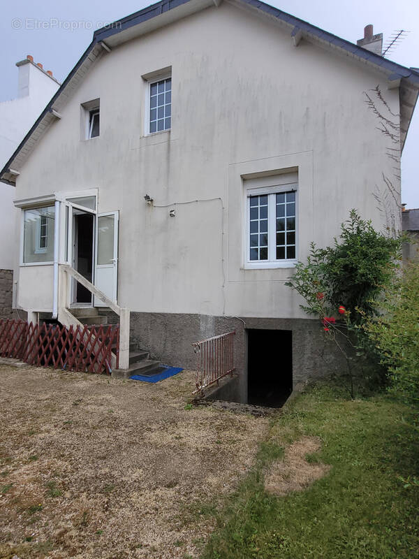 Maison à PLOUMAGOAR