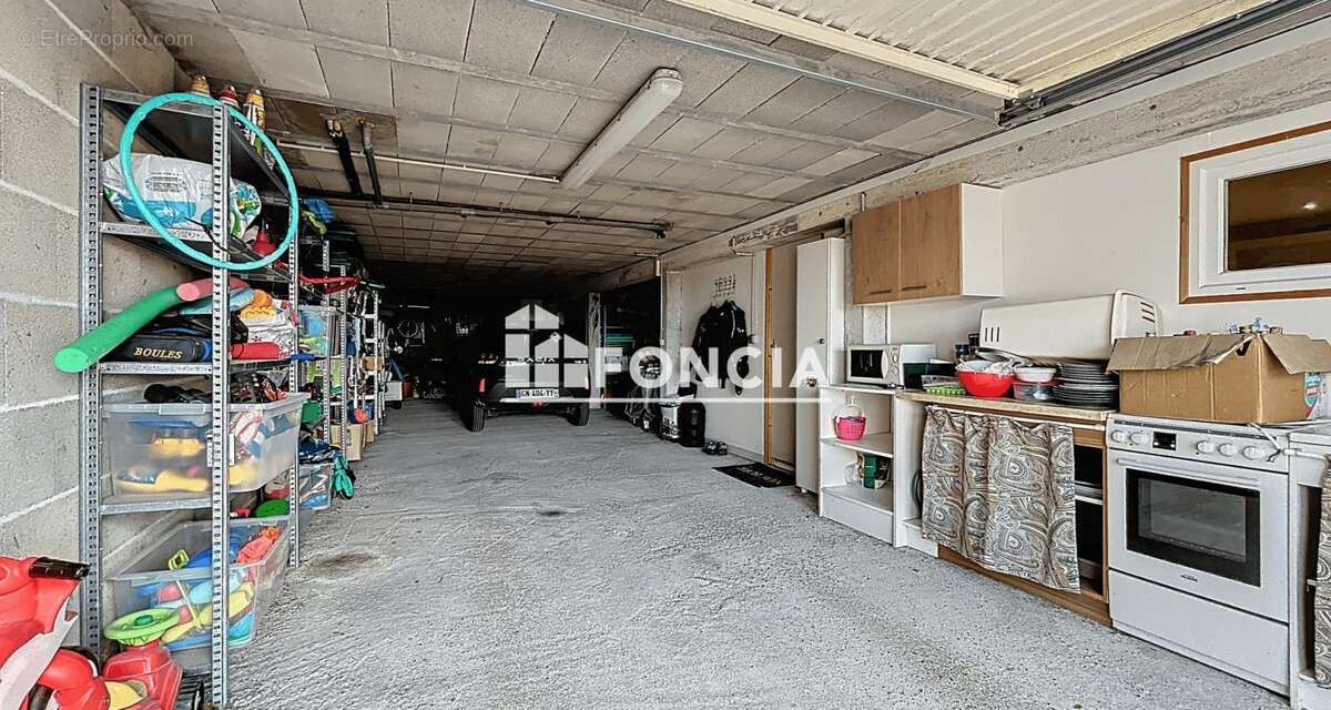 Maison à SAINT-JUST-LE-MARTEL