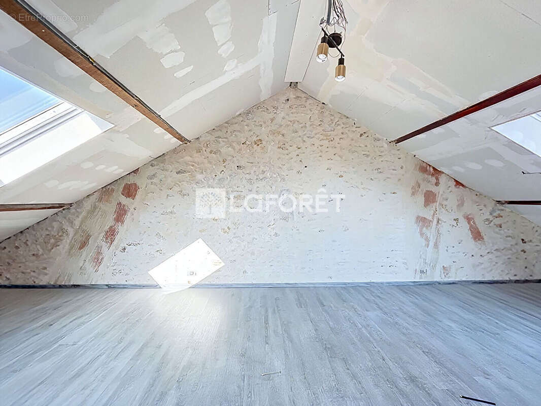 Maison Saint-Michel-sur-Orge 5 pièce(s) 130 m2 - photo 9