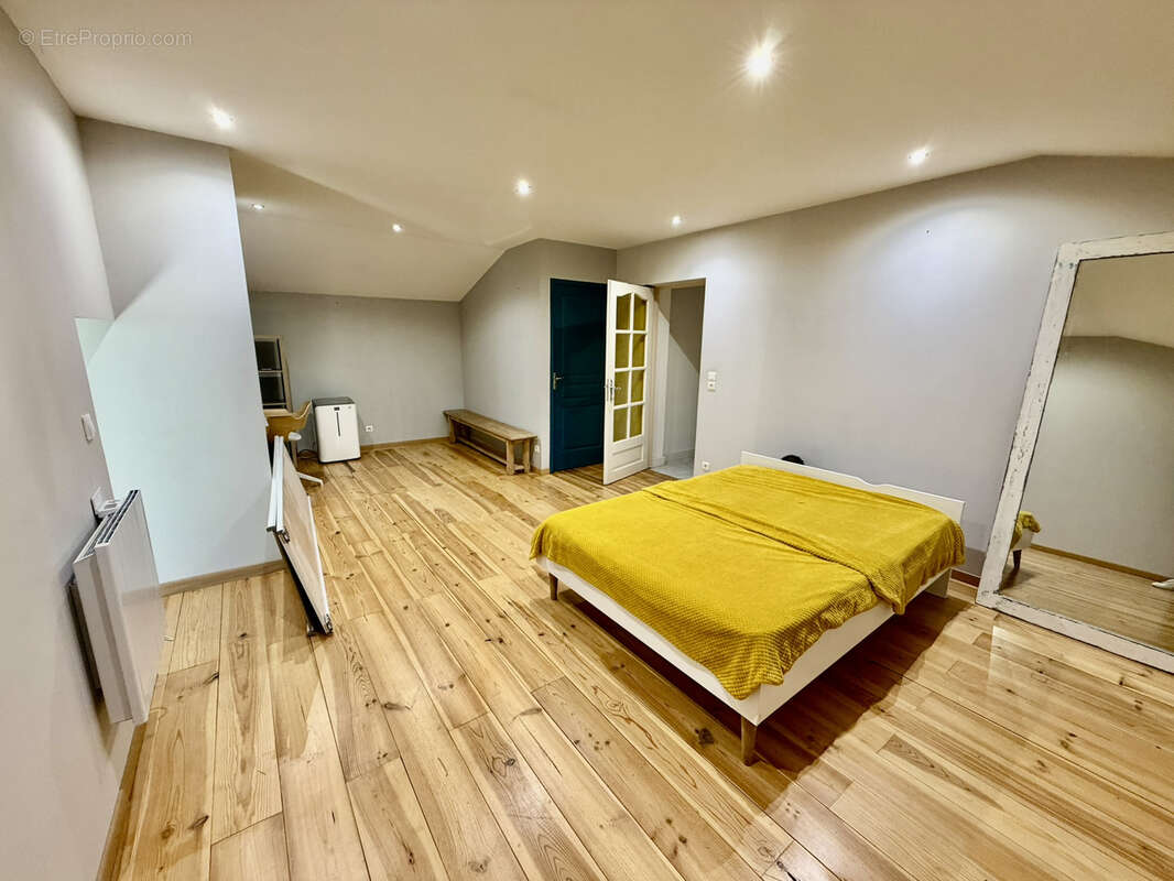 Maison à SARRIANS
